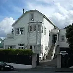Carlton Gore B&B